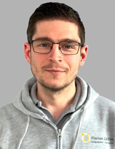 Portraitbild von Florian Lichte, Heilpraktiker, Physiotherapeut, Osteopath an der Heilpraktikerschule Westfalen